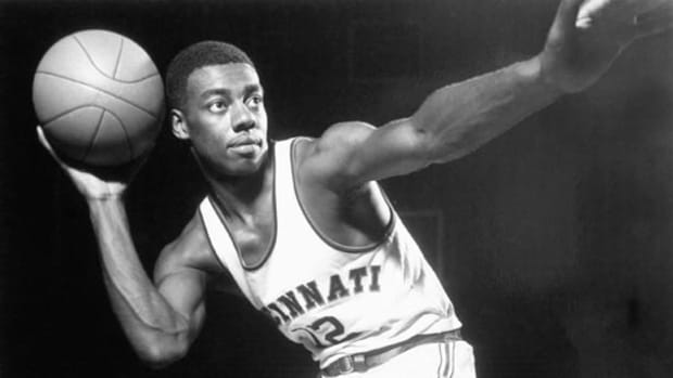 Back in Time: March 15 - 1 - Oscar Robertson 